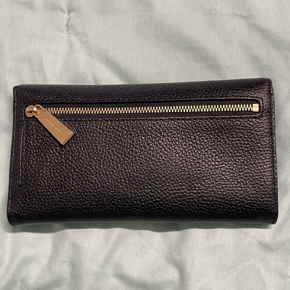 Michael Kors - TriFold Wallet - Picture 4 of 6